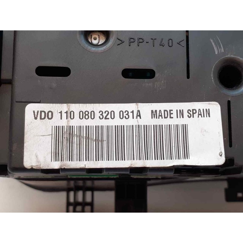 Recambio de cuadro instrumentos para volkswagen polo (9n3) united referencia OEM IAM 110080320031A  VDO - Rojo 2