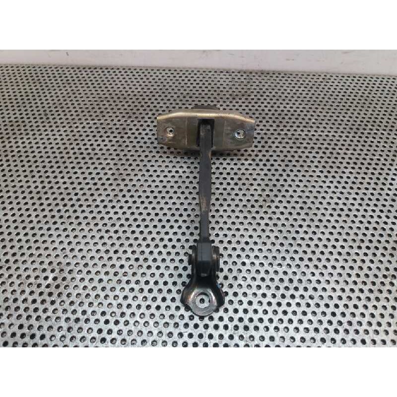 Recambio de retenedor puerta trasera izquierda para toyota rav 4 (a2) 1.8 16v cat referencia OEM IAM   