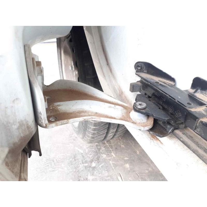Recambio de soporte / guia puerta corredera para dacia dokker essential referencia OEM IAM   