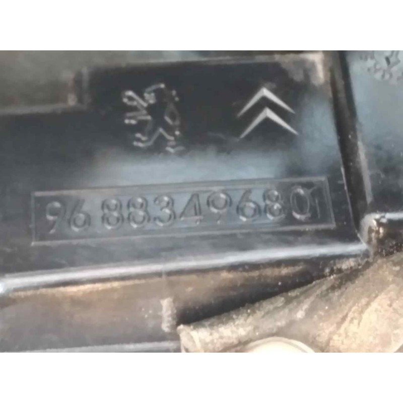 Recambio de aleron trasero para citroën c4 picasso premier referencia OEM IAM 9688349680 3