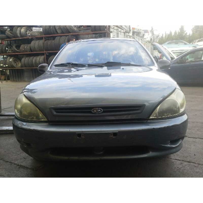 kia rio del año 2001