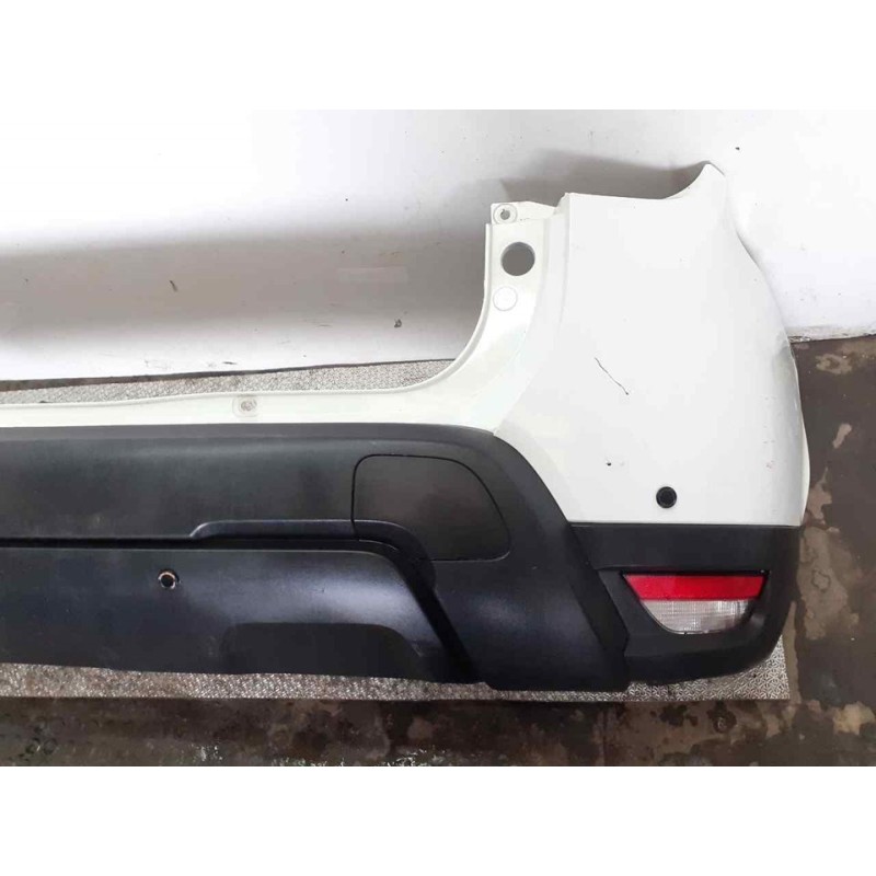 Recambio de paragolpes trasero para dacia duster ii essential referencia OEM IAM - Blanco 3