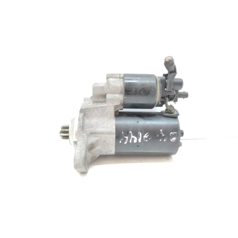 Recambio de motor arranque para seat leon (1m1) stella referencia OEM IAM 0001121028 020911023F BOSCH