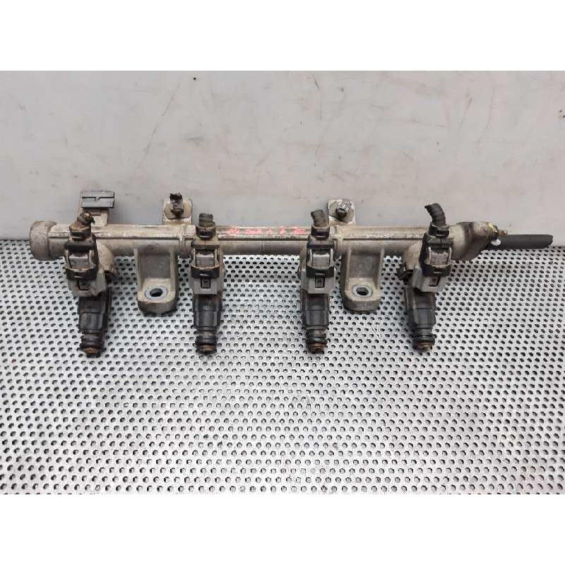 Recambio de rampa inyectora para hyundai getz (tb) 1.1 básico referencia OEM IAM - Negro 2