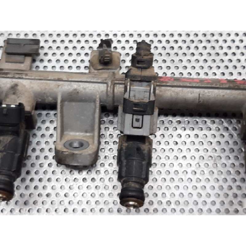Recambio de rampa inyectora para hyundai getz (tb) 1.1 básico referencia OEM IAM - Negro 3