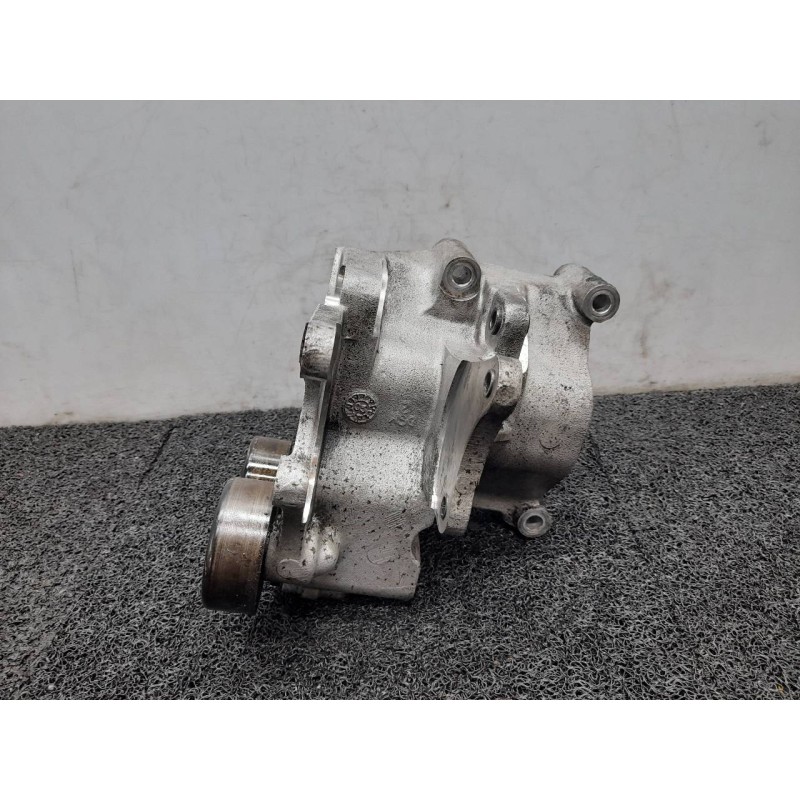 Recambio de tensor correa auxiliar para kia carens 2.0 crdi lx monovolumen referencia OEM IAM 2528127 5