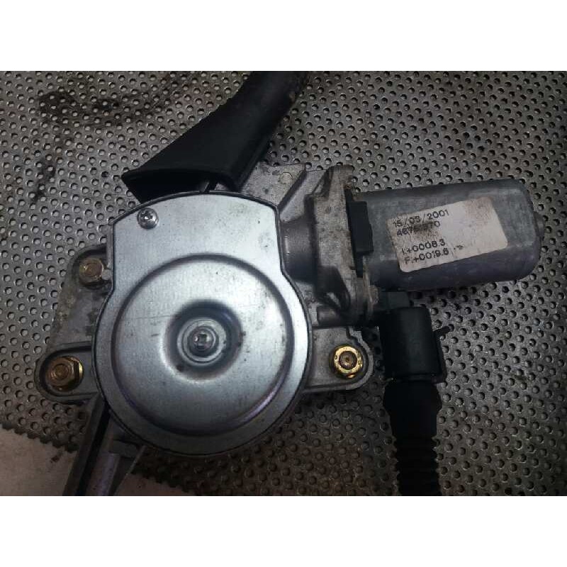Recambio de elevalunas delantero derecho para alfa romeo 147 (190) 2.0 selespeed distinctive referencia OEM IAM 46751870 - Gris 2