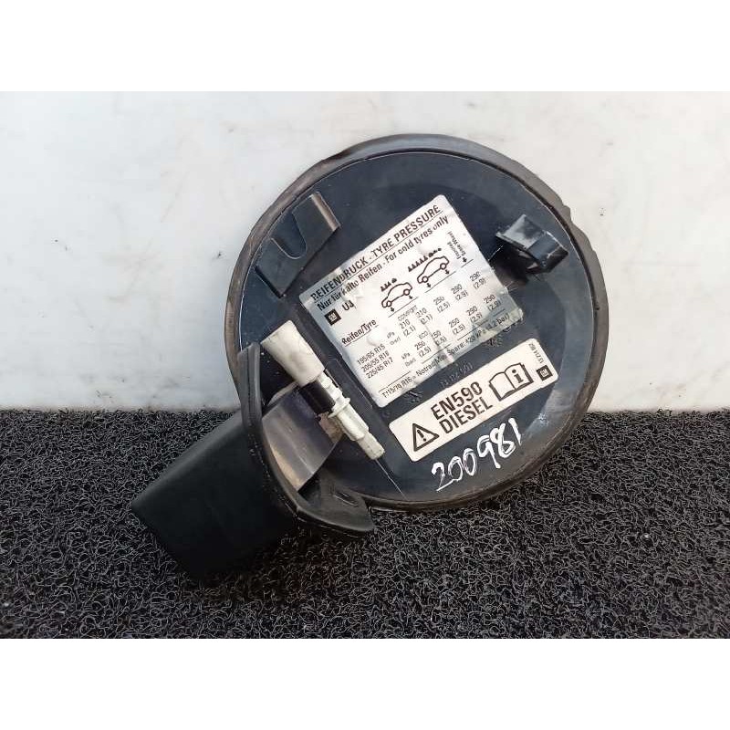 Recambio de tapa exterior combustible para opel astra h caravan innovation referencia OEM IAM 13214862 3