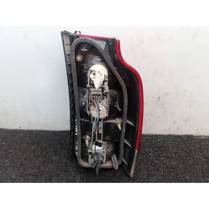 Recambio de piloto trasero izquierdo para volvo v70 familiar 2.4 (103kw) referencia OEM IAM - Gris 2