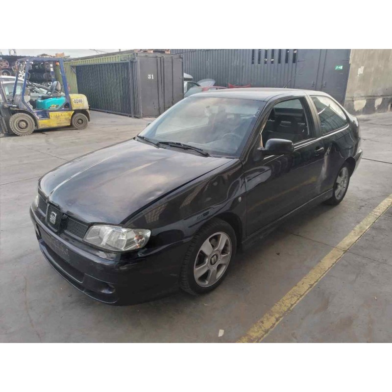 seat cordoba berlina (6k2) del año 2001