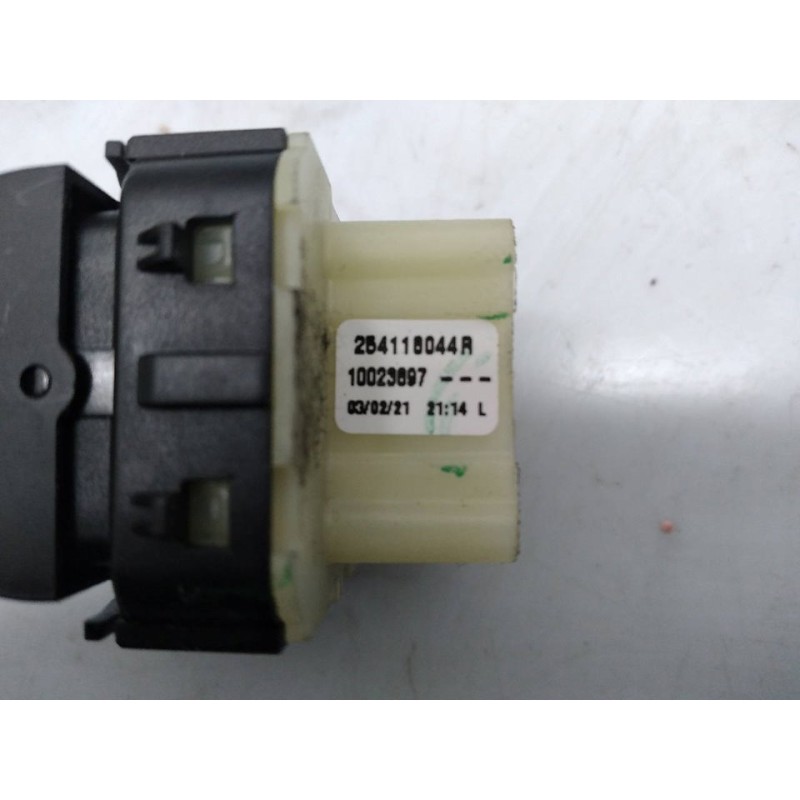 Recambio de mando elevalunas delantero izquierdo para dacia sandero iii stepway comfort referencia OEM IAM 254118044R - Rojo 3