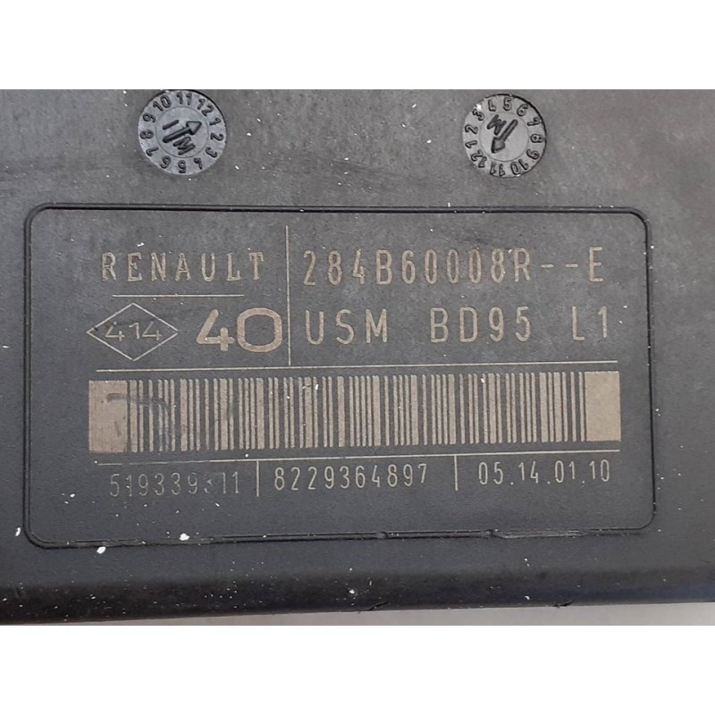 Recambio de caja reles / fusibles para renault megane iii berlina 5 p dynamique referencia OEM IAM 284B60008R - Gris 3