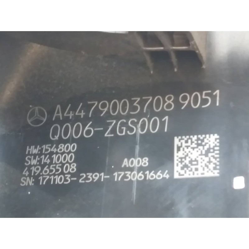 Recambio de tapa volante superior para mercedes-benz vito mixto (447) 109/111 cdi extralang (447.705) referencia OEM IAM 2