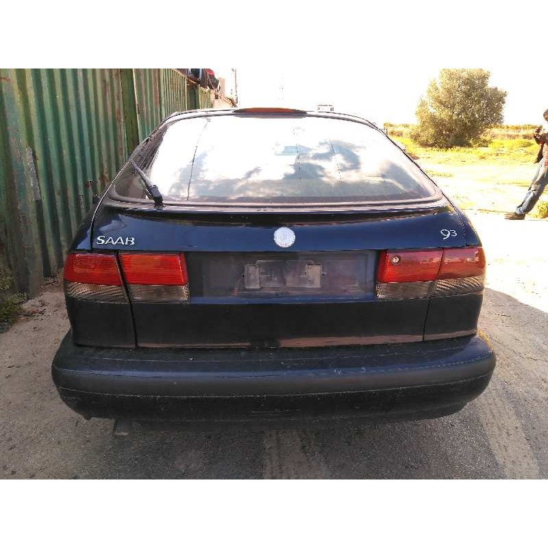 saab 9-3 berlina del año 2000