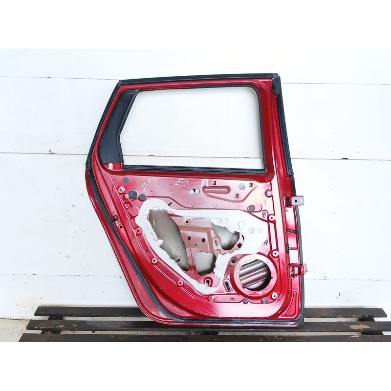 Recambio de puerta trasera izquierda para peugeot 308 sw ii (lc_, lj_, lr_, lx_, l4_) 1.5 bluehdi 130 referencia OEM IAM 2