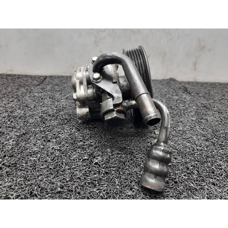 Recambio de bomba direccion para kia carens 2.0 crdi lx monovolumen referencia OEM IAM 5Z081 6