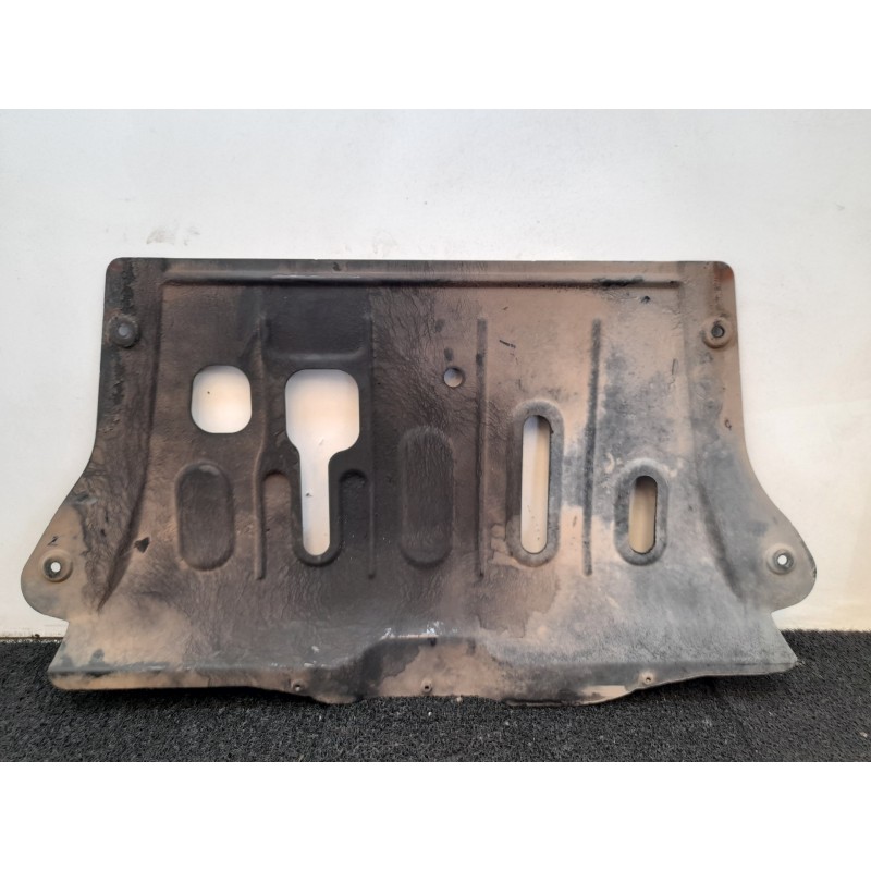 Recambio de cubrecarter para dacia duster ambiance 4x2 referencia OEM IAM 2