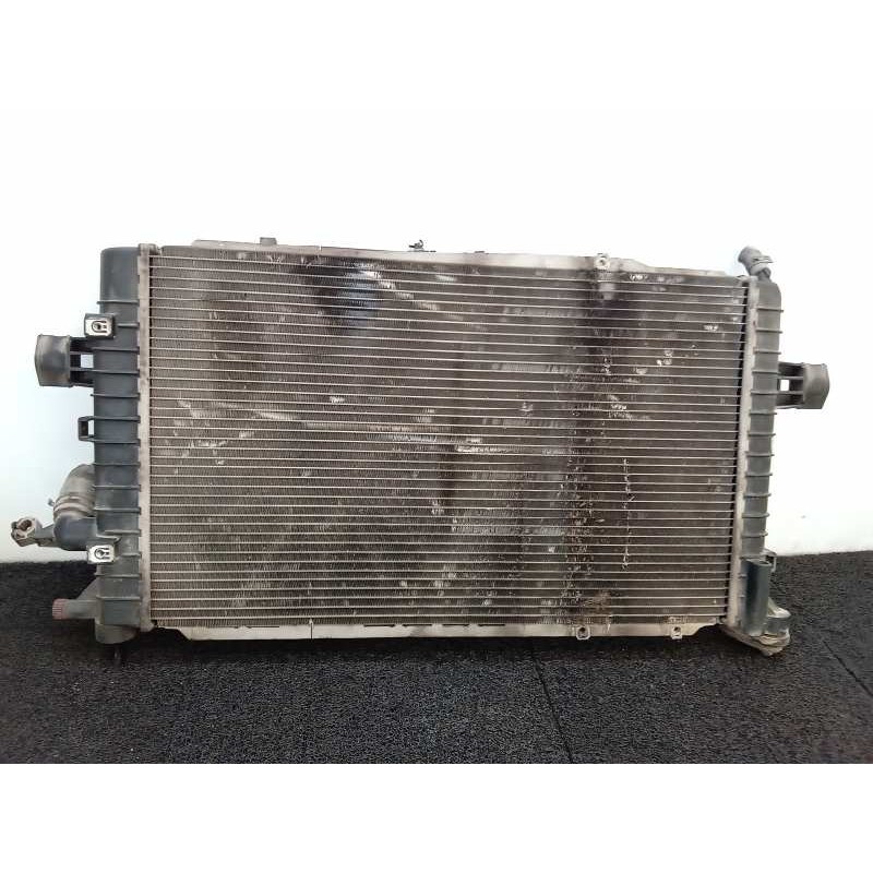Recambio de radiador agua para opel astra h caravan innovation referencia OEM IAM 2