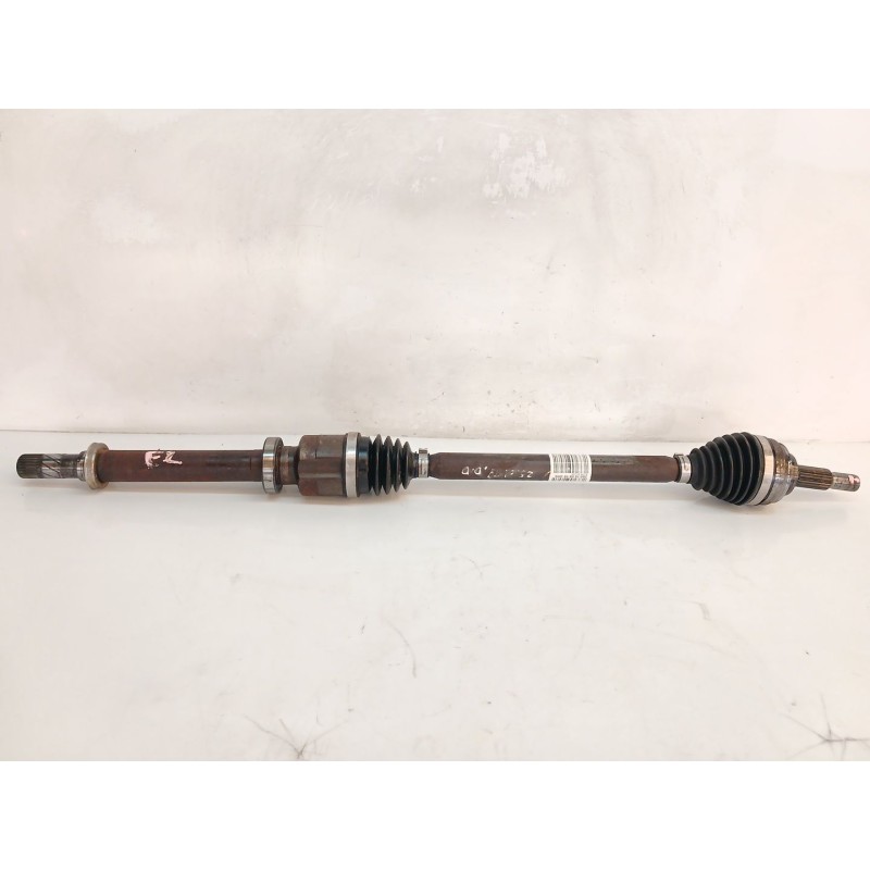 Recambio de transmision delantera derecha para renault clio iv limited referencia OEM IAM 391000926R  