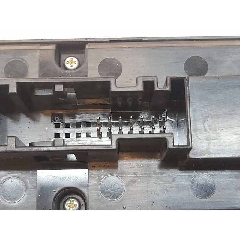 Recambio de mando elevalunas delantero izquierdo para opel zafira b enjoy referencia OEM IAM 13228706 4
