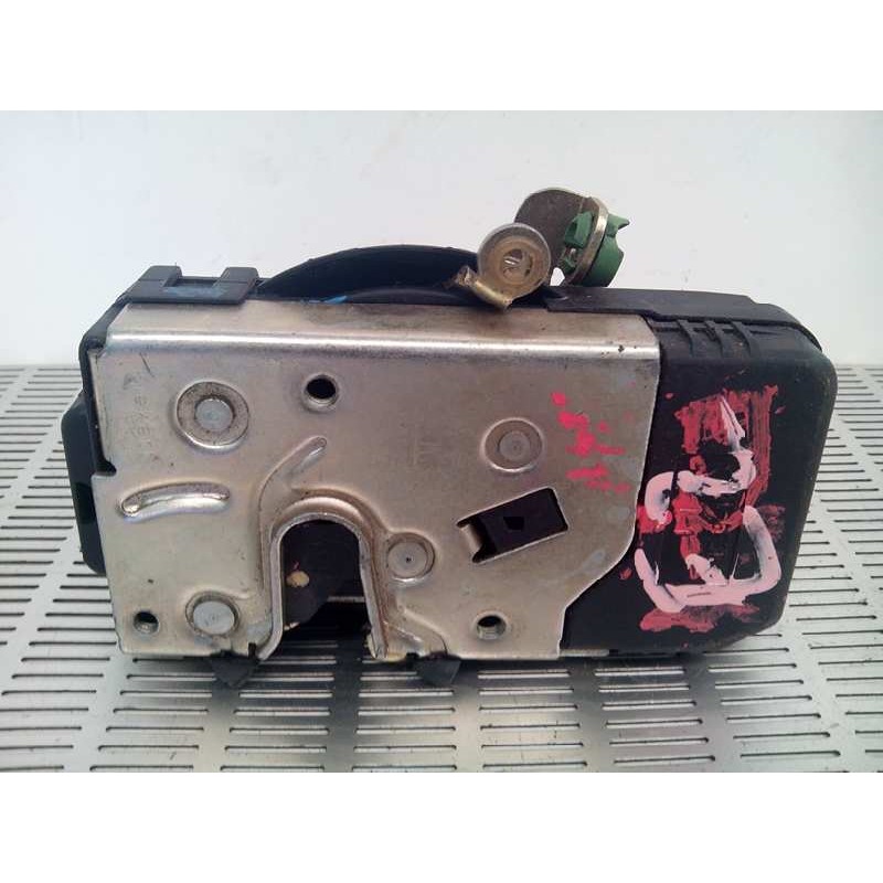 Recambio de cerradura puerta delantera izquierda para opel vectra b berlina referencia OEM IAM 2