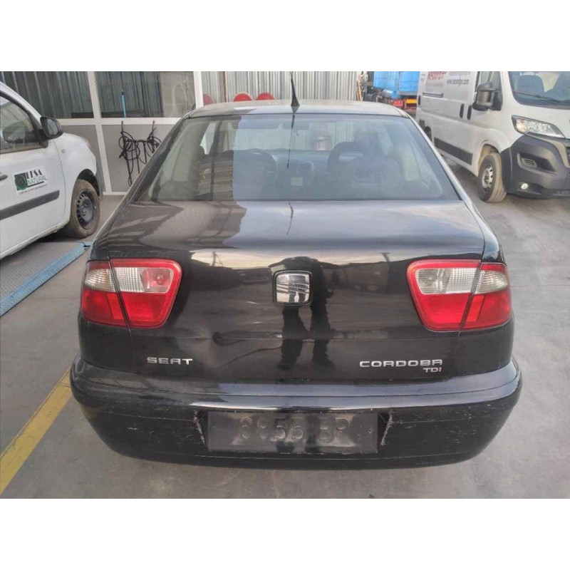 seat cordoba berlina (6k2) del año 2001