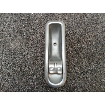 MANDO ELEVALUNAS DELANTERO IZQUIERDO 214939A 8200356513 