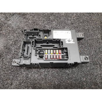 CAJA RELES / FUSIBLES 13142241 28084929 