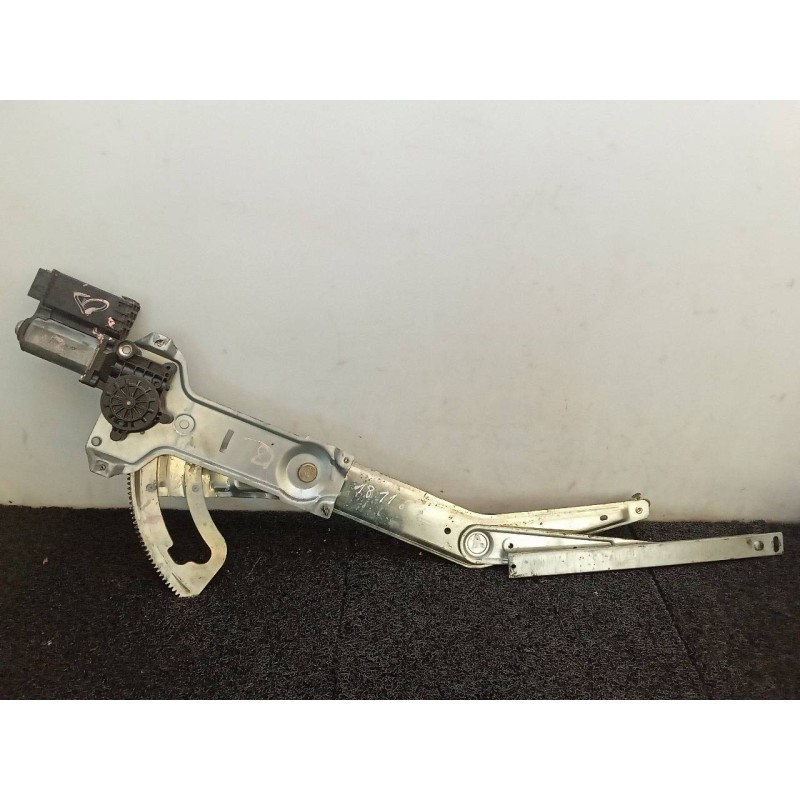 Recambio de elevalunas delantero derecho para peugeot 406 coupe (s1/s2) 2.2 hdi referencia OEM IAM 0130821693  BOSCH - Azul 4