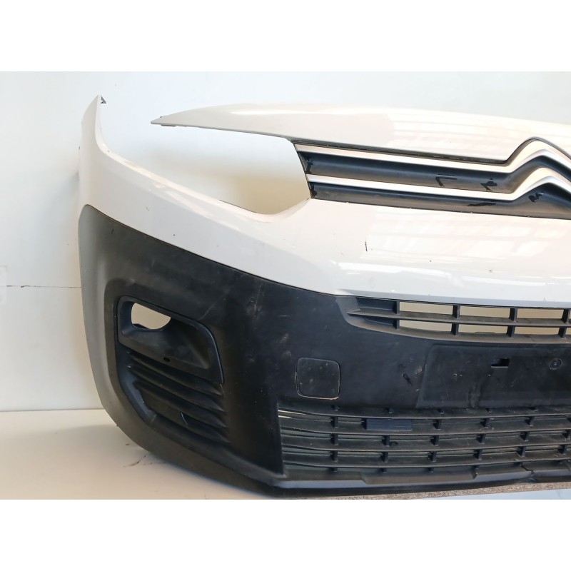 Recambio de paragolpes delantero para citroën berlingo live m referencia OEM IAM 50140247 - Blanco 2