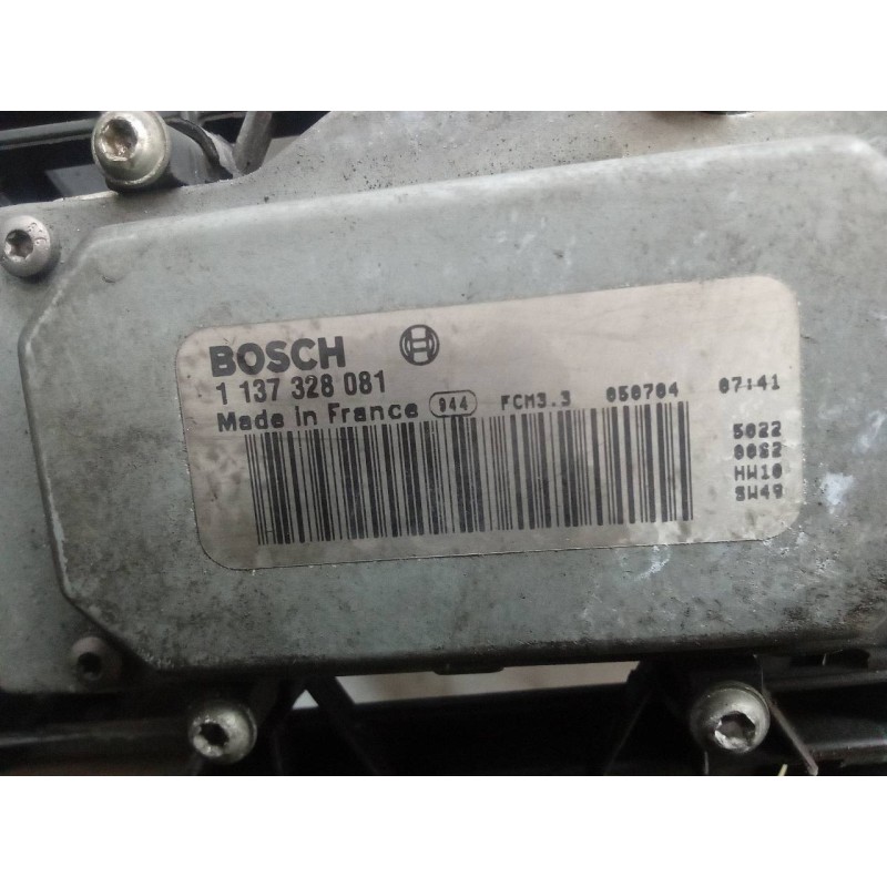 Recambio de electroventilador para volvo v70 familiar 2.4 (103kw) referencia OEM IAM 11373280812 030303909 BOSCH - Gris 4