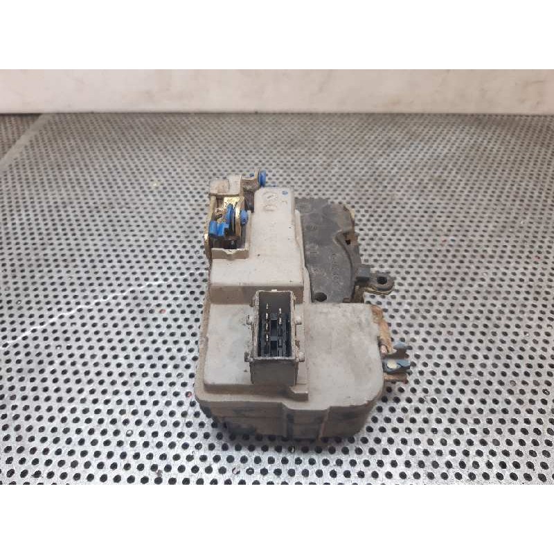 Recambio de cerradura puerta delantera derecha para citroën berlingo referencia OEM IAM 2