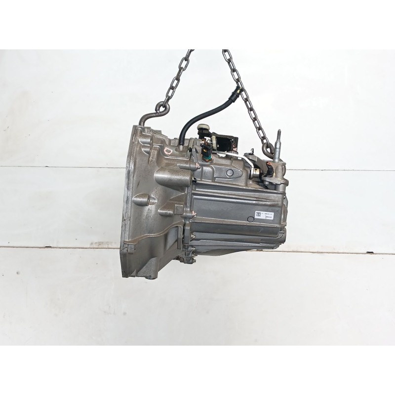 Recambio de caja cambios para dacia sandero iii stepway comfort referencia OEM IAM JT4004  