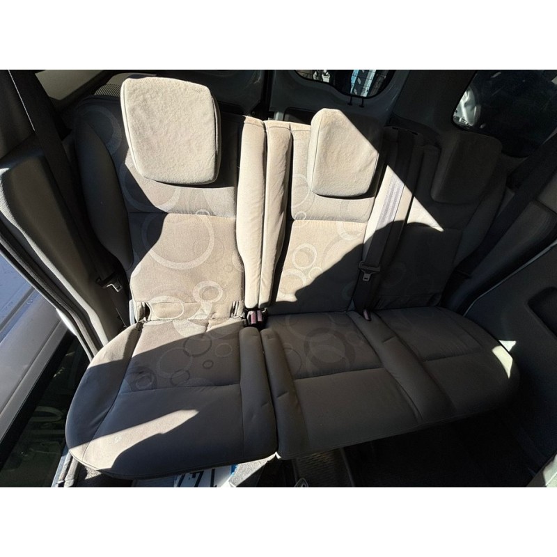 Recambio de asientos traseros para renault kangoo expression referencia OEM IAM - Blanco 2