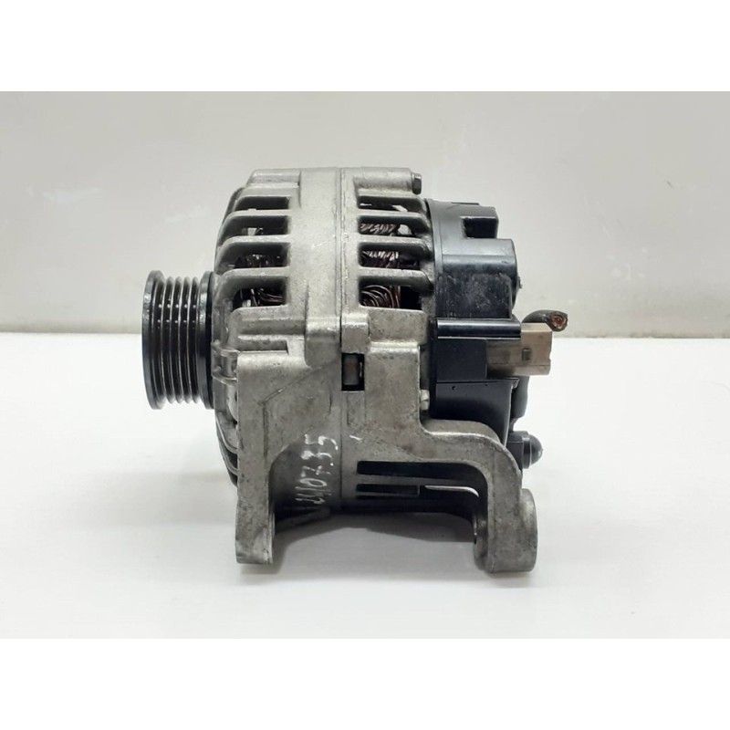 Recambio de alternador para audi a6 berlina (4b2) 1.8 t referencia OEM IAM 06B903016D  VALEO