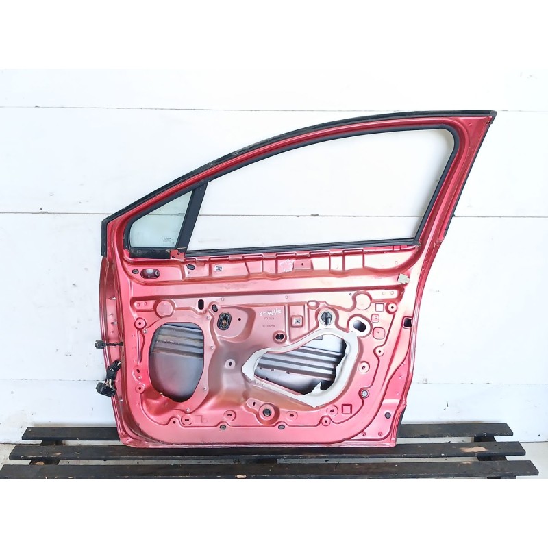 Recambio de puerta delantera derecha para renault clio iv expression referencia OEM IAM 2