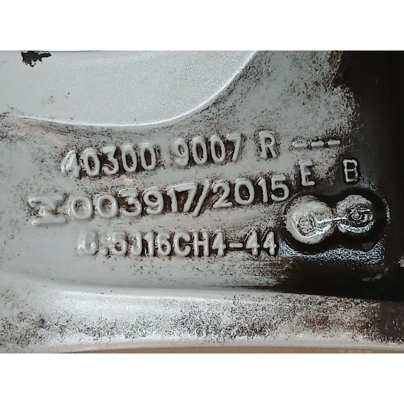 Recambio de llanta para renault clio iv limited referencia OEM IAM 403009007R - Blanco 4