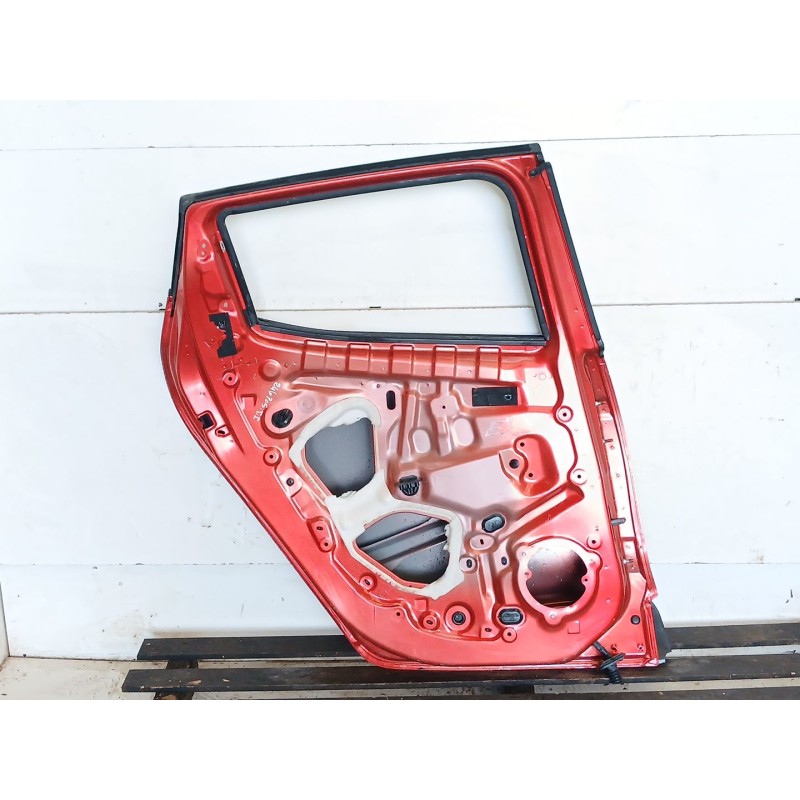 Recambio de puerta trasera izquierda para renault clio iv expression referencia OEM IAM 2
