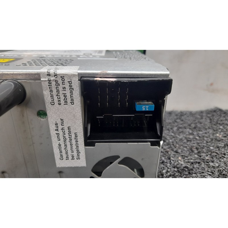Recambio de sistema audio / radio cd para opel astra h ber. edition referencia OEM IAM 13289935 - Blanco 2