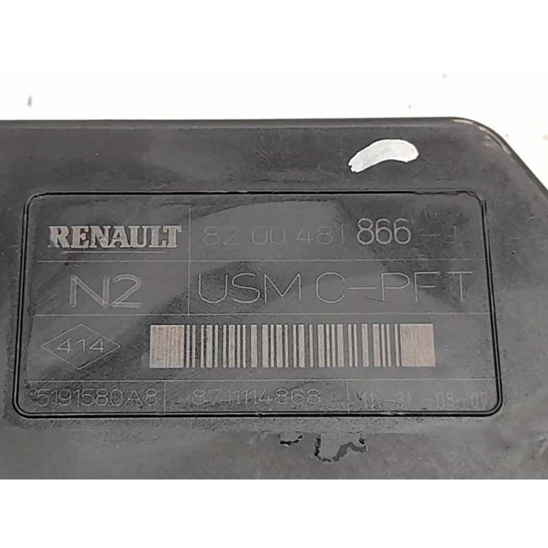 Recambio de caja reles / fusibles para renault scenic ii dynamique referencia OEM IAM 8200481866J 2