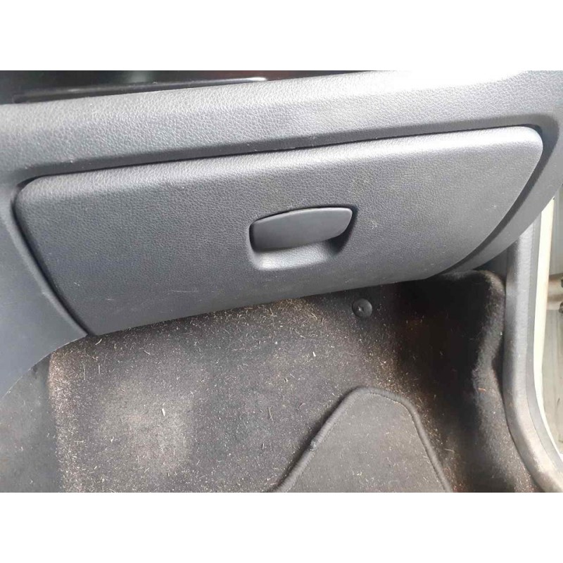 Recambio de guantera para dacia dokker essential referencia OEM IAM   