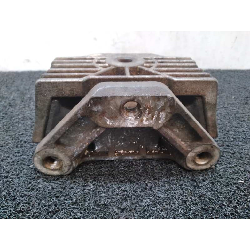 Recambio de soporte cambio para mercedes-benz atego 4.2d referencia OEM IAM 9702400318 742720 - Blanco 3