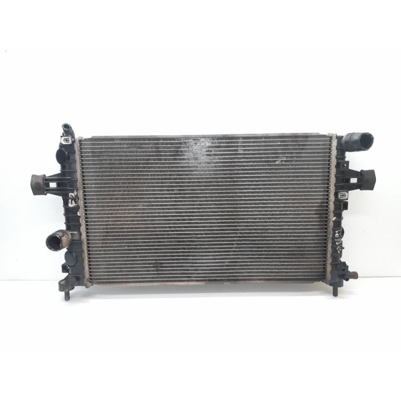 Recambio de radiador agua para opel astra h berlina essentia referencia OEM IAM 13128801  
