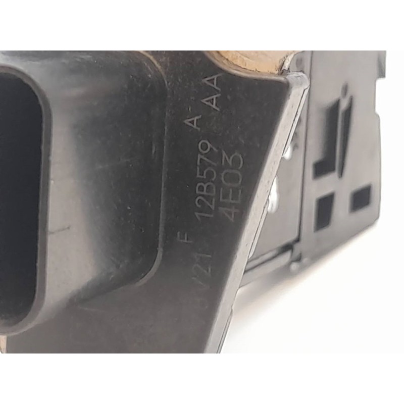 Recambio de caudalimetro para peugeot boxer furgón 330 l1h1 komfort hdi 130 referencia OEM IAM 8V2112B579AA  FOMOCO - Blanco 3