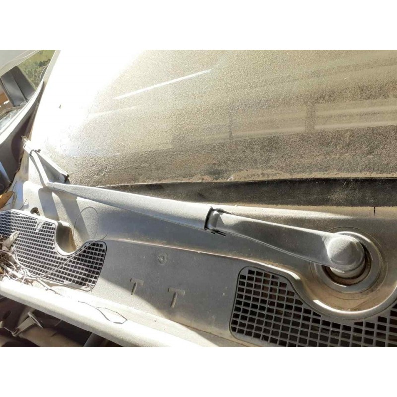 Recambio de brazo limpia delantero derecho para renault megane iii coupe dynamique referencia OEM IAM   