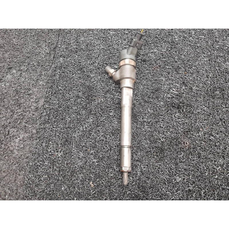 Recambio de inyector para chevrolet captiva 2.0 vcdi ltx sport referencia OEM IAM 0445110270  