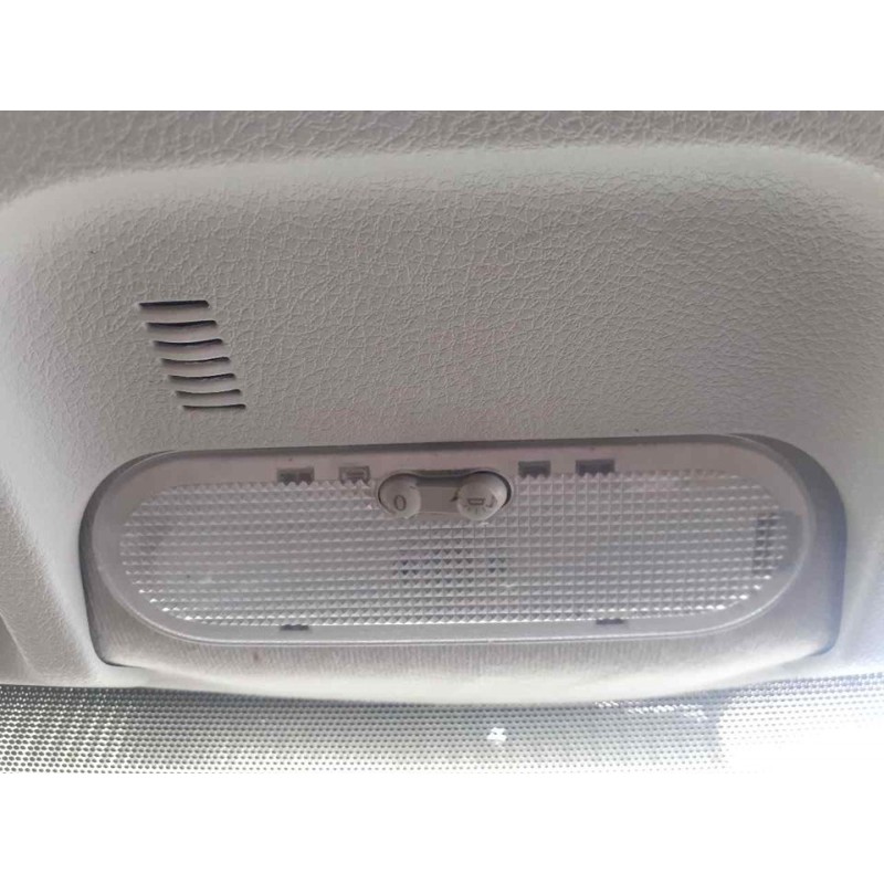 Recambio de luz interior para dacia dokker essential referencia OEM IAM   