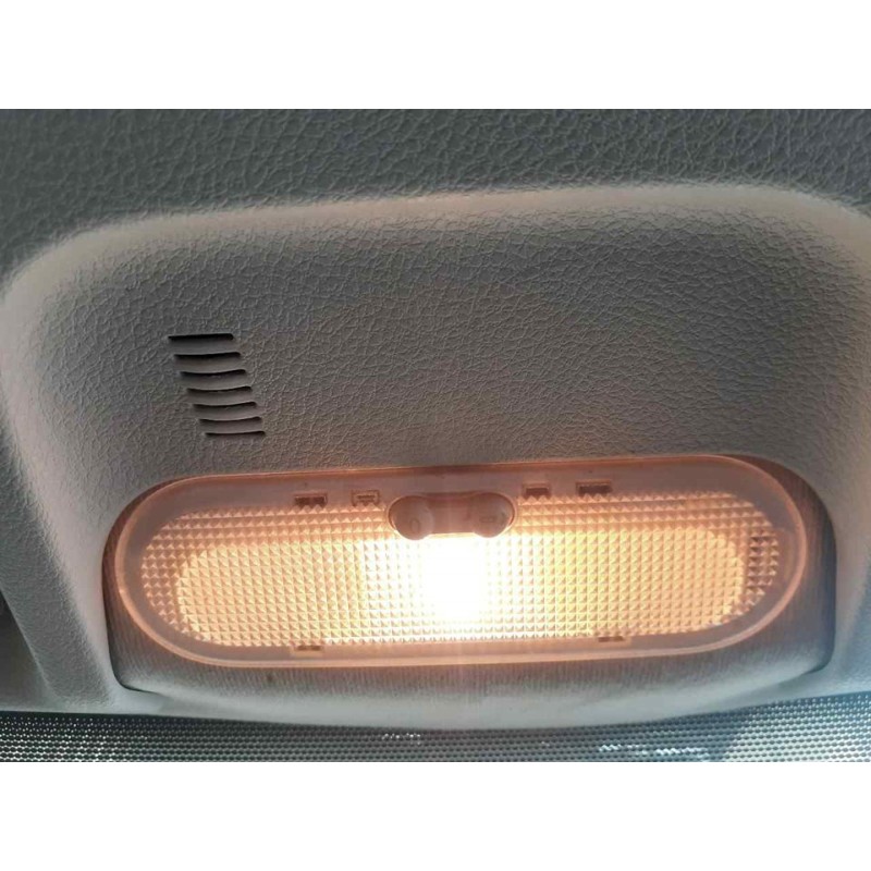 Recambio de luz interior para dacia dokker essential referencia OEM IAM 2