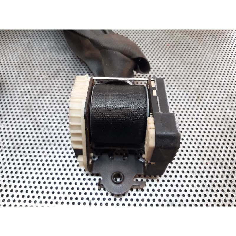 Recambio de cinturon seguridad delantero derecho para citroën c3 1.6 16v hdi referencia OEM IAM - Negro 2