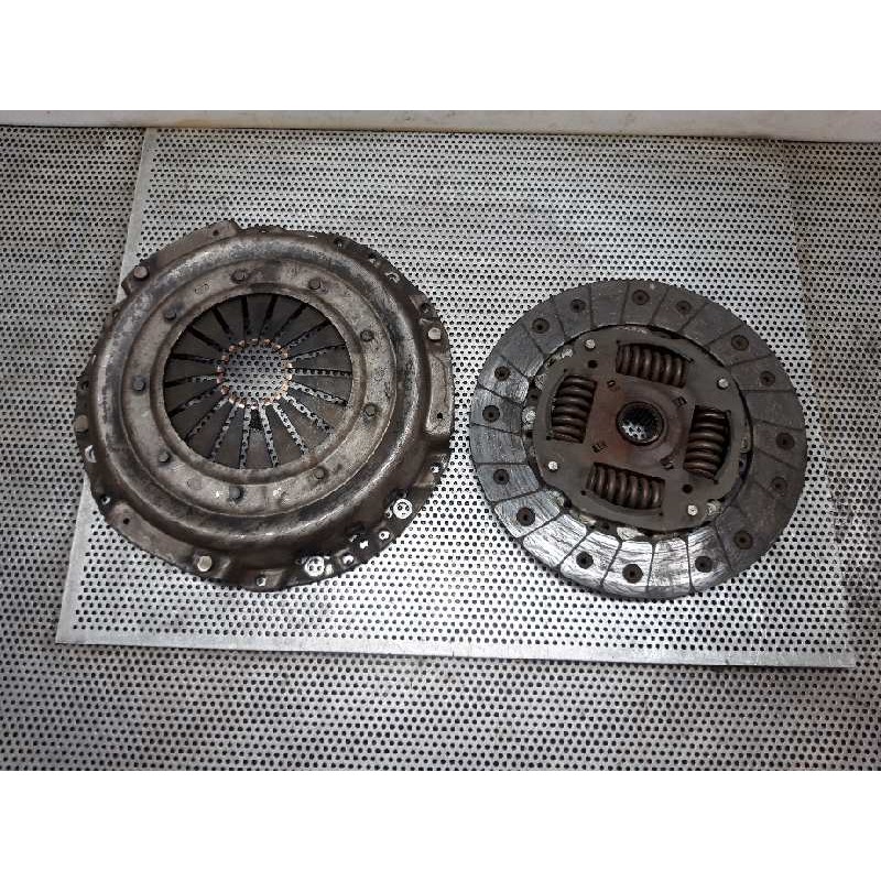 Recambio de kit embrague para fiat ulysse (121) 1.9 td el (6 asientos) referencia OEM IAM   LUK